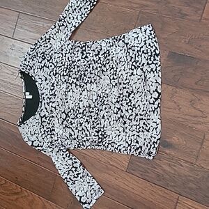 Madison Black & Grey Ruffle Layered Top size XL